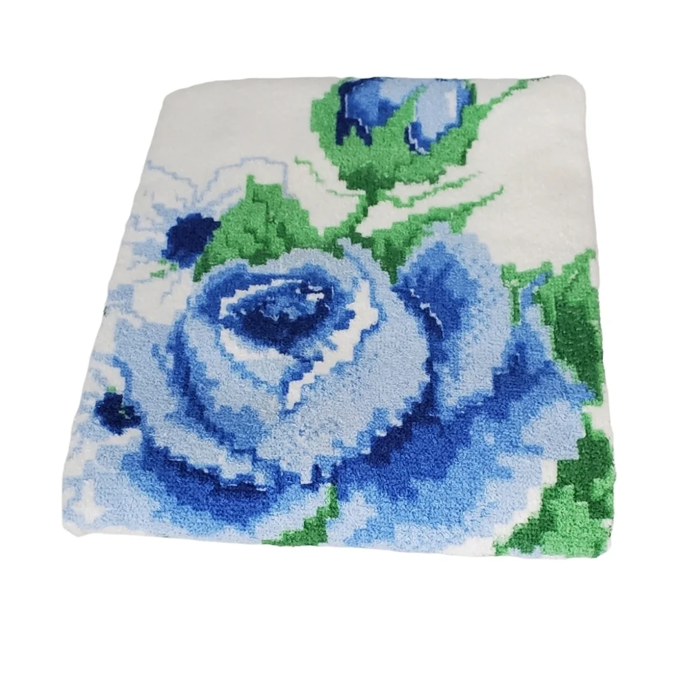 Vintage 1970's Cannon Floral Large Bath Towel New Old Stock Blue and White NWT